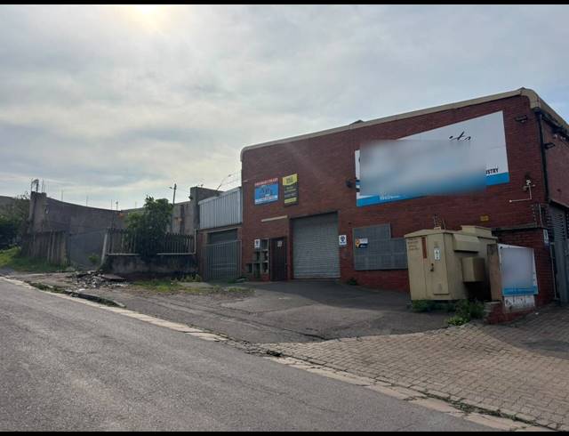 1,120M² MINI FACTORY FOR SALE IN UMBILO